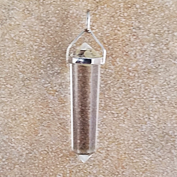 925 Sterling Silver Crystal Quartz Pendant - Picture 1 of 2